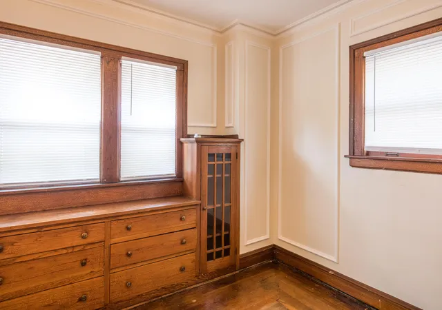 Photo 4 of Single family home for sale at 114 W Vine St, Kalamazoo City Kalamazoo, MI 49001 | MLS# 66026045228 | Listing updated on 2026-09-14