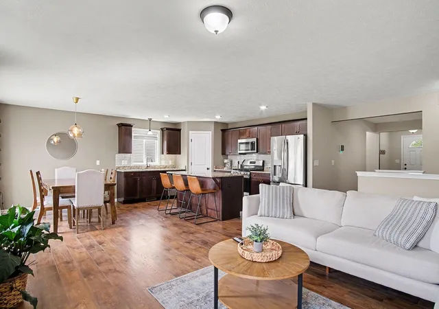 Photo 3 of Single family home for sale at 1112 Arbor Meadow Dr Se, Gaines Charter Township Kent, MI 49315 | MLS# 65026045226 | Listing updated on 2026-09-16