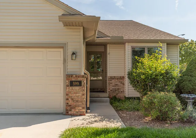Photo 3 of Condo for sale at 599 Sycamore Cir, Saline City Washtenaw, MI 48176 | MLS# 81026045237 | Listing updated on 2026-09-09