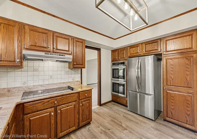 Photo 4 of Single family home for sale at 2717 Powderhorn Ridge Rd, Rochester Hills, MI 48309 | MLS# 20261068615 | Listing updated on 2026-10-24