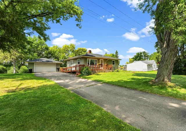 Photo 3 of Single family home for sale at 9093 N Genesee Rd, Thetford Township Genesee, MI 48458 | MLS# 20261068622 | Listing updated on 2026-09-13