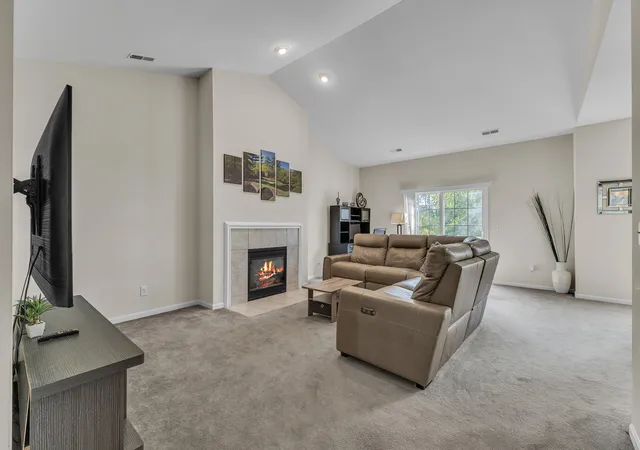 Photo 3 of Condo for sale at 2263 Pinecroft Dr, Canton Charter Township Wayne, MI 48188 | MLS# 81026045251 | Listing updated on 2026-09-17