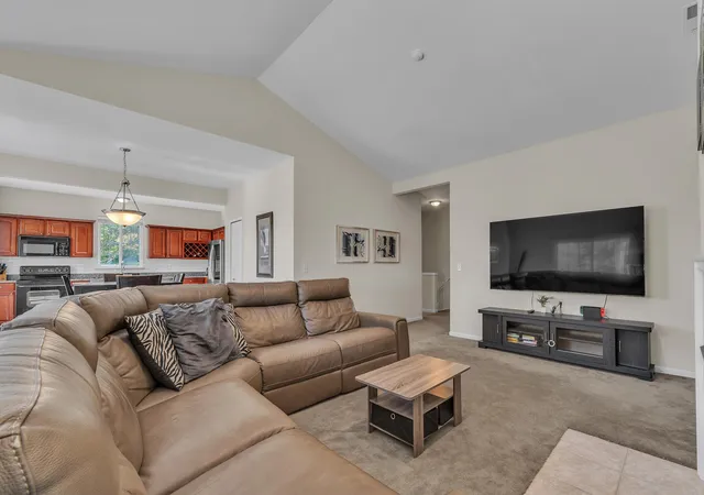 Photo 4 of Condo for sale at 2263 Pinecroft Dr, Canton Charter Township Wayne, MI 48188 | MLS# 81026045251 | Listing updated on 2026-09-17