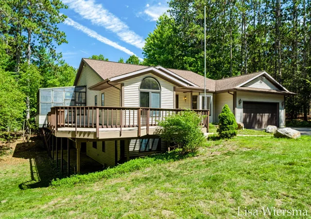 Photo 3 of Single family home for sale at 6572 Haines Ln, Port Sheldon Township Ottawa, MI 49460 | MLS# 65026045256 | Listing updated on 2026-09-02