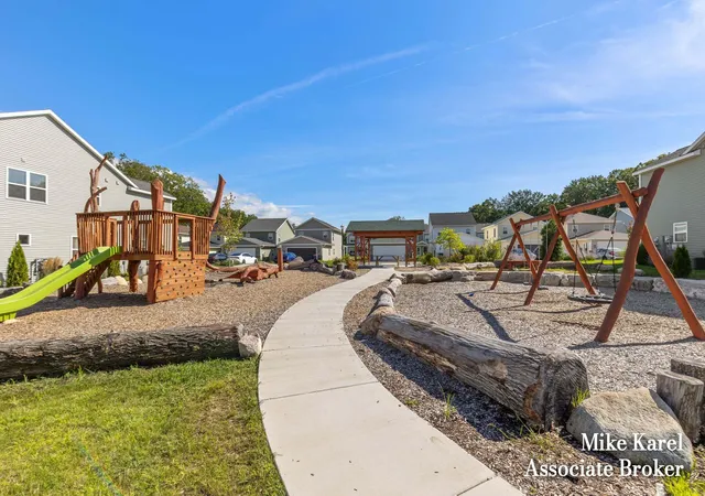 Photo 20 of Condo for sale at 297 Vista Green Ct, Holland City Allegan, MI 49423 | MLS# 65026045257 | Listing updated on 2026-09-06