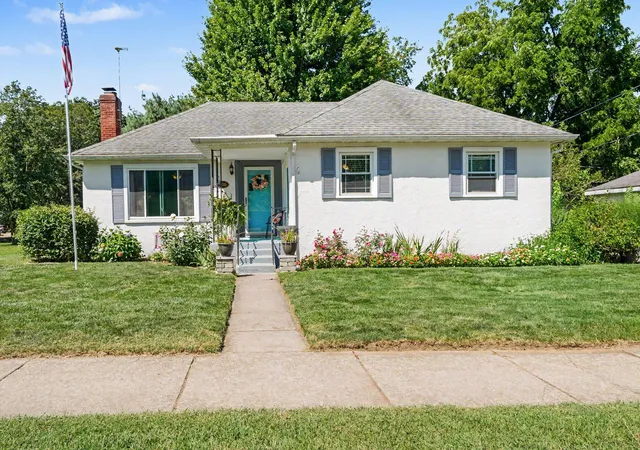 Photo 2 of Single family home for sale at 106 N 14th St, Niles City Berrien, MI 49120 | MLS# 69026045260 | Listing updated on 2026-08-27