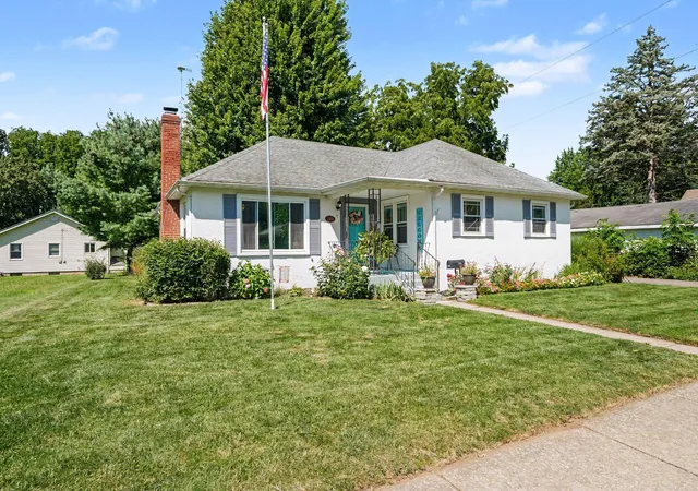 Photo 3 of Single family home for sale at 106 N 14th St, Niles City Berrien, MI 49120 | MLS# 69026045260 | Listing updated on 2026-08-27