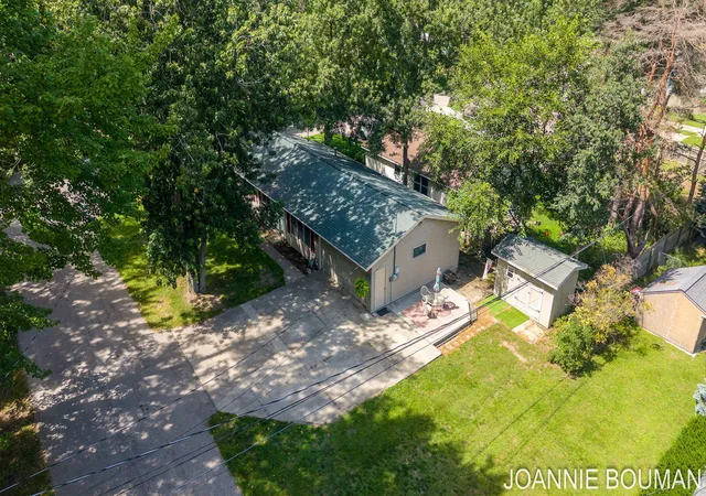 Photo 4 of Single family home for sale at 1323 Floral St, Holland City Ottawa, MI 49423 | MLS# 71026045267 | Listing updated on 2026-08-27