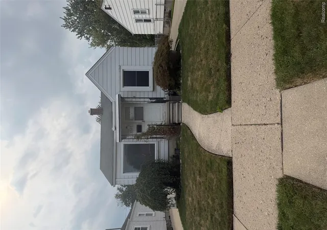 Photo 1 of Sale Pending at 3520 20th St, Wyandotte City Wayne, MI 48192 | MLS# 20261068638 | Listing updated on 2026-08-31