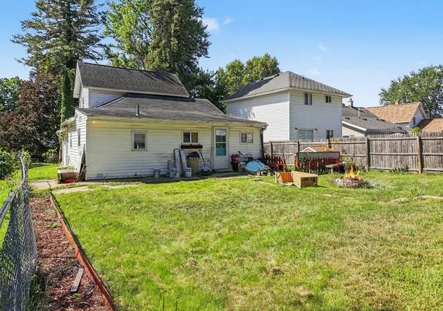 Photo 4 of Single family home for sale at 64 Goguac St W, Battle Creek City Calhoun, MI 49015 | MLS# 68026045271 | Listing updated on 2026-10-12