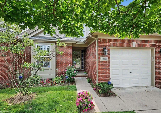 Photo 1 of Condo for sale at 25920 Ashby Dr, Harrison Charter Township Macomb, MI 48045 | MLS# 58050219921 | Listing updated on 2026-08-27