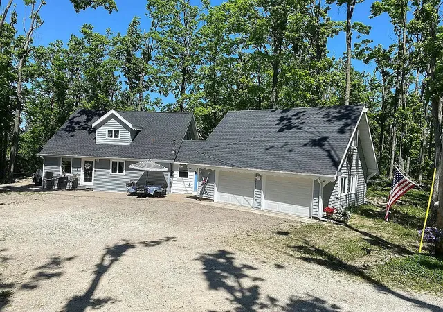 Photo 1 of Single family home for sale at 626 Sunshine Ln, Livingston Township Otsego, MI 49735 | MLS# 71026045272 | Listing updated on 2026-08-30
