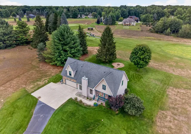 Photo 4 of Single family home for sale at 7700 Red Fox Rd #39, Morton Township Mecosta, MI 49346 | MLS# 72026045280 | Listing updated on 2026-08-29