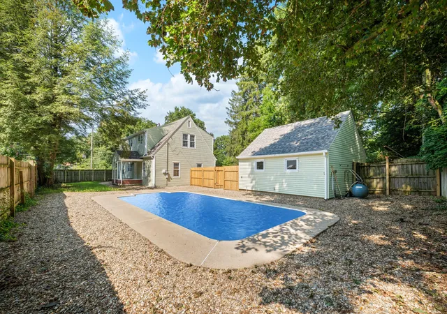 Photo 2 of Single family home for sale at 623 Vann St, Niles City Berrien, MI 49120 | MLS# 69026045286 | Listing updated on 2026-09-11