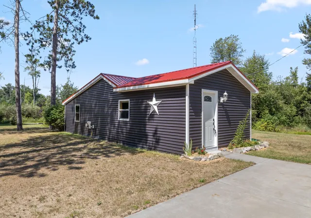 Photo 1 of Single family home for sale at 2029 E 6 Mile Rd, Monroe Township Newaygo, MI 49349 | MLS# 72026045290 | Listing updated on 2026-08-28