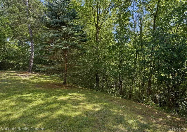 Photo 19 of Condo for sale at 20718 Taft Rd, Northville City Oakland, MI 48167 | MLS# 20261068665 | Listing updated on 2026-08-31