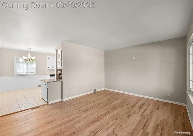 Photo 2 of Single family home for sale at 8860 Kidley Dr, Sterling Heights City Macomb, MI 48314 | MLS# 20261068678 | Listing updated on 2026-09-17