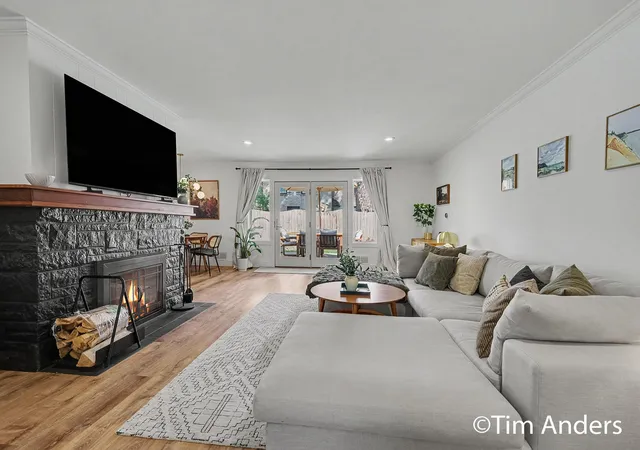 Photo 3 of Single family home for sale at 1414 Rosalind Rd Se, East Grand Rapids City Kent, MI 49506 | MLS# 65026045321 | Listing updated on 2026-09-14