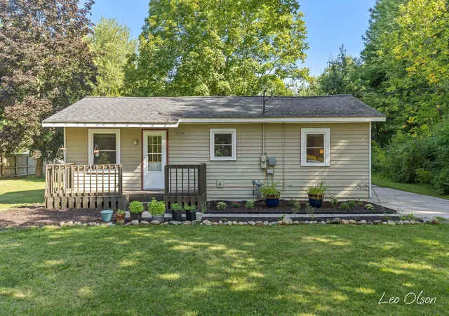 Photo 1 of Single family home for sale at 13531 Van Buren St, Olive Township Ottawa, MI 49424 | MLS# 65026045323 | Listing updated on 2026-08-28