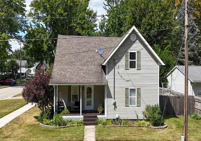 Single family home for sale at 301 N 5Th St, ColemanCity_Midland, MI 48618 | MLS# 79080072896