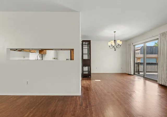 Photo 4 of Condo for sale at 2021 Pauline Ct, Ann Arbor City Washtenaw, MI 48103 | MLS# 81026045350 | Listing updated on 2026-10-28