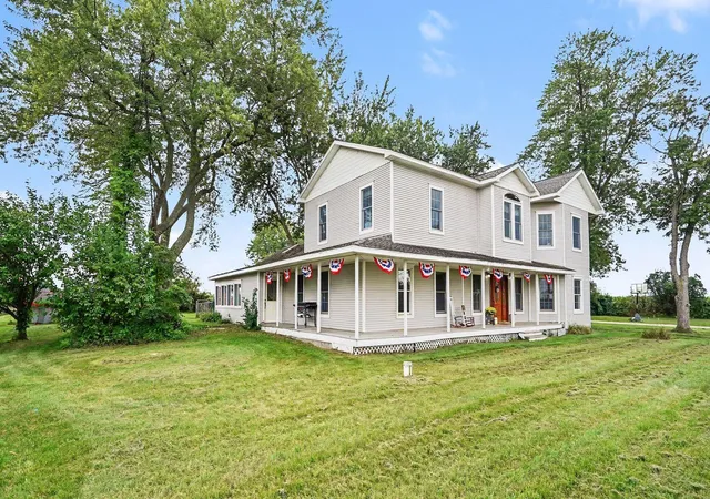 Photo 3 of Single family home for sale at 13141 Grass Lake Rd, Grass Lake Charter Township Jackson, MI 49240 | MLS# 81026045351 | Listing updated on 2026-09-17