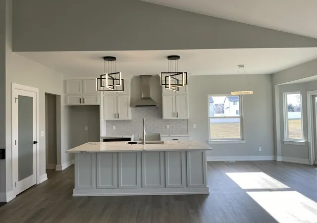 Photo 2 of Single family home for sale at 558 Falcon Dr, Dundee Township Monroe, MI 48131 | MLS# 81026045359 | Listing updated on 2026-09-14
