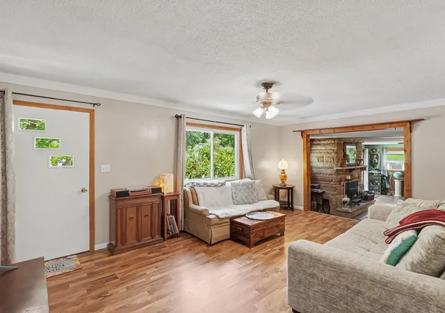 Photo 2 of Single family home for sale at 9000 N Meridian Rd, Henrietta Township Jackson, MI 49272 | MLS# 81026045361 | Listing updated on 2026-09-12