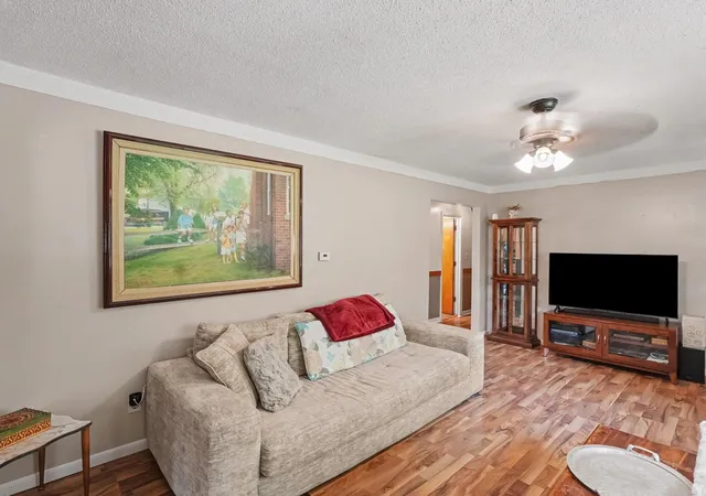 Photo 3 of Single family home for sale at 9000 N Meridian Rd, Henrietta Township Jackson, MI 49272 | MLS# 81026045361 | Listing updated on 2026-09-12