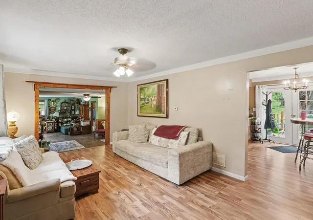 Photo 4 of Single family home for sale at 9000 N Meridian Rd, Henrietta Township Jackson, MI 49272 | MLS# 81026045361 | Listing updated on 2026-09-12