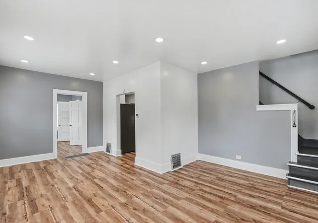 Photo 3 of Single family home for sale at 1719 Palmer Ave, Kalamazoo City Kalamazoo, MI 49001 | MLS# 68026045362 | Listing updated on 2026-09-16