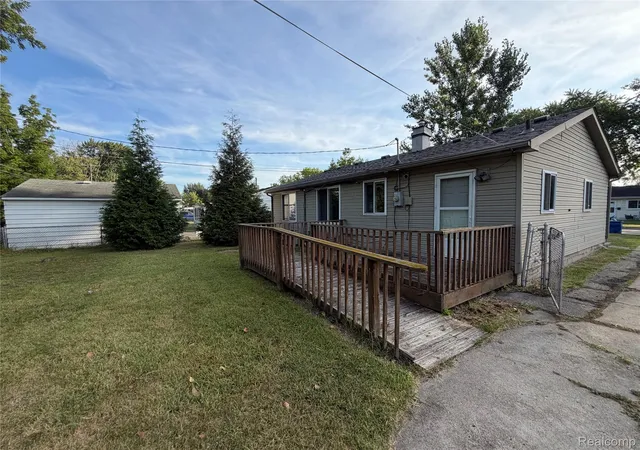 Photo 3 of Single family home for sale at 23235 Grabar Sq, Warren City Macomb, MI 48089 | MLS# 20261068722 | Listing updated on 2026-09-09