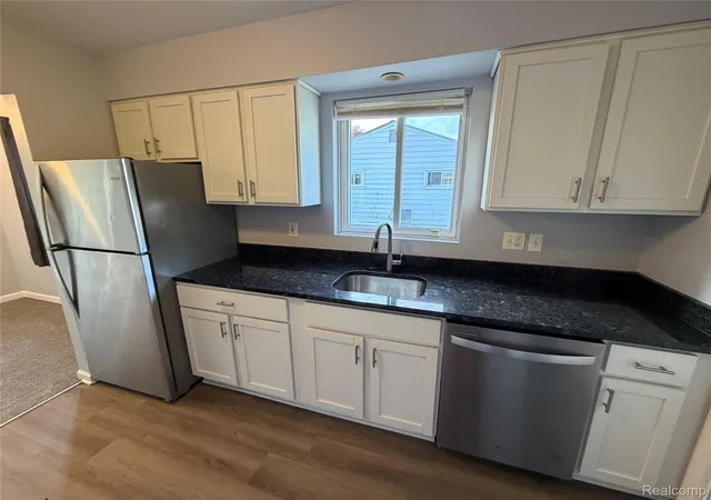Photo 4 of Single family home for sale at 23235 Grabar Sq, Warren City Macomb, MI 48089 | MLS# 20261068722 | Listing updated on 2026-09-09