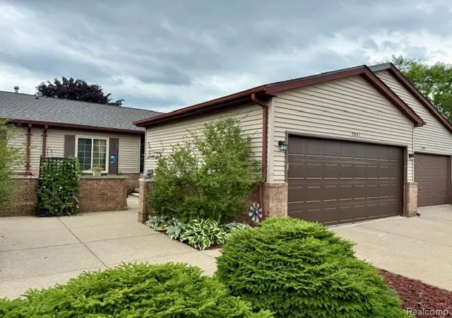 Photo 1 of Condo for sale at 5041 Sandalwood Dr, Grand Blanc Charter Township Genesee, MI 48439 | MLS# 20261068728 | Listing updated on 2026-09-16