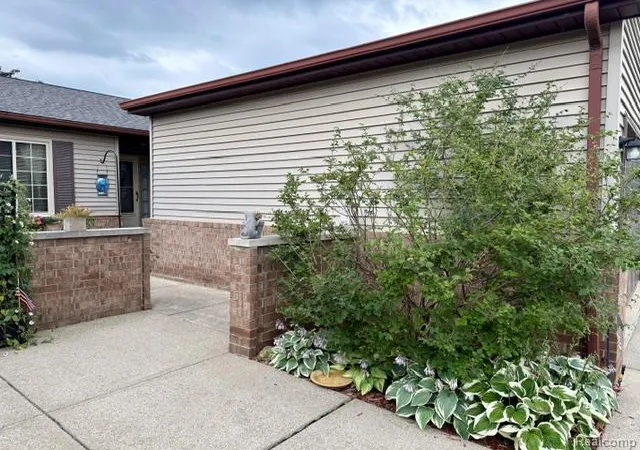 Photo 3 of Condo for sale at 5041 Sandalwood Dr, Grand Blanc Charter Township Genesee, MI 48439 | MLS# 20261068728 | Listing updated on 2026-09-16