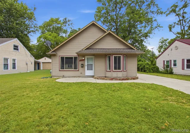 Photo 1 of Single family home for sale at 22141 Condon St, Oak Park City Oakland, MI 48237 | MLS# 20261068739 | Listing updated on 2026-08-30