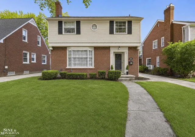 Photo 1 of Single family home for sale at 470 Allard Rd, Grosse Pointe Farms City Wayne, MI 48236 | MLS# 58050219964 | Listing updated on 2026-09-14