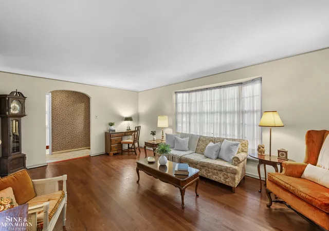 Photo 3 of Single family home for sale at 470 Allard Rd, Grosse Pointe Farms City Wayne, MI 48236 | MLS# 58050219964 | Listing updated on 2026-09-14