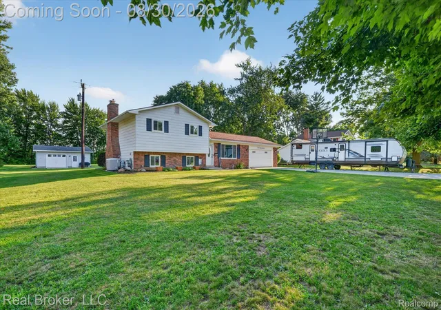 Photo 2 of Single family home for sale at 36400 Madison St, Richmond City Macomb, MI 48062 | MLS# 20261068742 | Listing updated on 2026-10-21