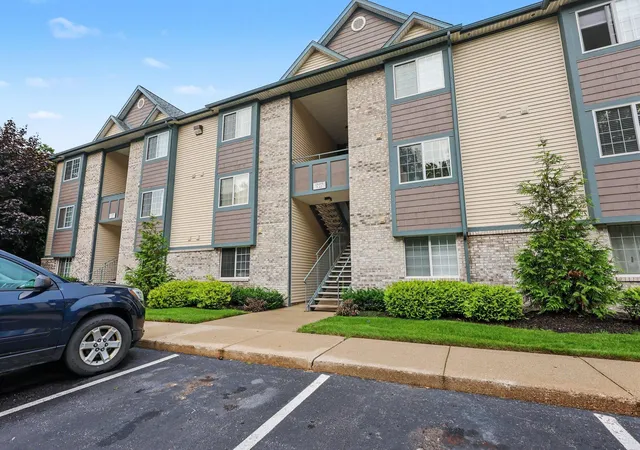 Photo 1 of Condo for sale at 18400 N Ridge Ct #7, Spring Lake Township Ottawa, MI 49456 | MLS# 71026045387 | Listing updated on 2026-08-27