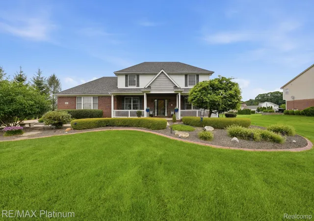 Photo 1 of Single family home for sale at 8927 Lantree Dr, Hartland Township Livingston, MI 48855 | MLS# 20261068743 | Listing updated on 2026-09-09