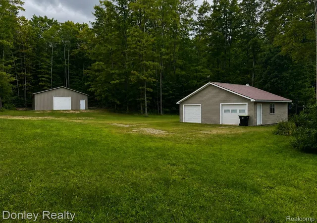 Photo 2 of Single family home for sale at 7795 County Road 571 Ne, Coldsprings Township Kalkaska, MI 49659 | MLS# 20261068747 | Listing updated on 2026-10-28