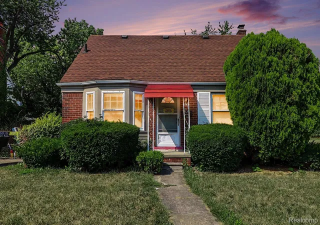 Photo 1 of Single family home for sale at 16299 Manning St, Detroit City Wayne, MI 48205 | MLS# 20261068748 | Listing updated on 2026-08-29