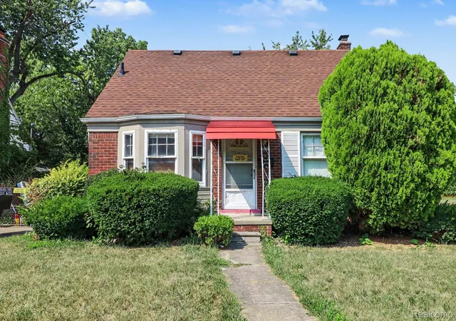 Photo 2 of Single family home for sale at 16299 Manning St, Detroit City Wayne, MI 48205 | MLS# 20261068748 | Listing updated on 2026-08-29