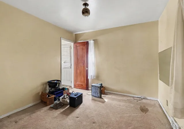 Photo 4 of Single family home for sale at 16299 Manning St, Detroit City Wayne, MI 48205 | MLS# 20261068748 | Listing updated on 2026-08-29