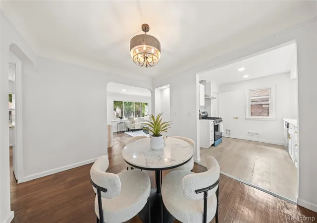 Photo 4 of Single family home for sale at 23561 Norwood St, Oak Park City Oakland, MI 48237 | MLS# 20261068749 | Listing updated on 2026-09-05