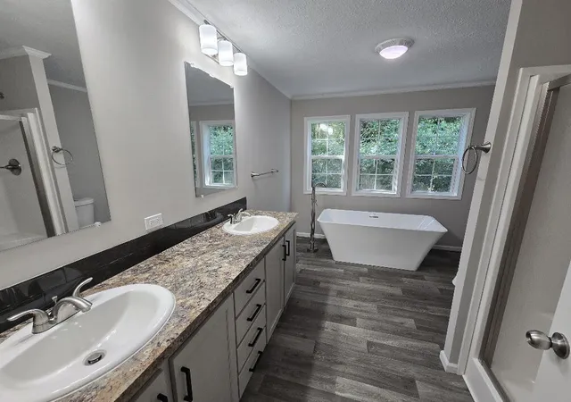 Photo 4 of Single family home for sale at 685 S Bingham Ave, Sherman Township Newaygo, MI 49349 | MLS# 72026045394 | Listing updated on 2026-08-27