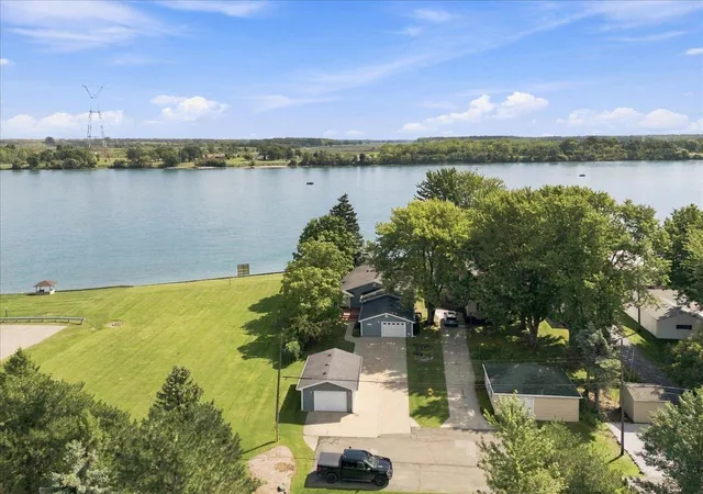 Photo 1 of Sale Pending at 4021 River Rd, East China Township St Clair, MI 48054 | MLS# 58050219971 | Listing updated on 2026-09-13