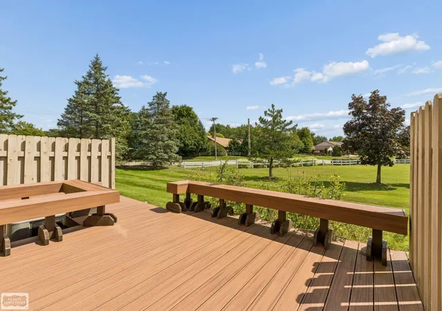 Photo 3 of Condo for sale at 698 Tennyson Ct, Rochester Hills City Oakland, MI 48307 | MLS# 58050219976 | Listing updated on 2026-09-16