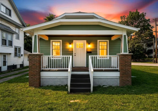 Photo 2 of Single family home for sale at 1959 Plainfield Ave Ne, Grand Rapids City Kent, MI 49505 | MLS# 71026045416 | Listing updated on 2026-09-18